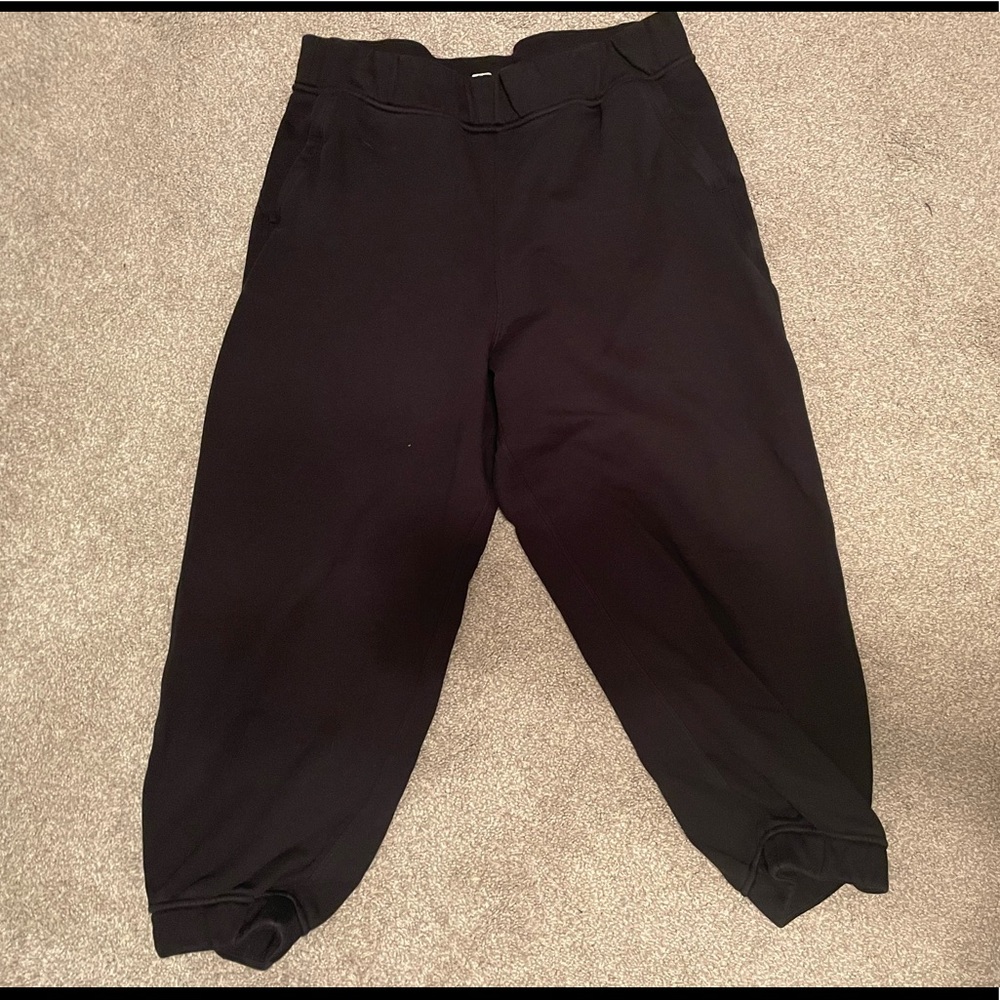 Lululemon Oversized Cropped Joggers
